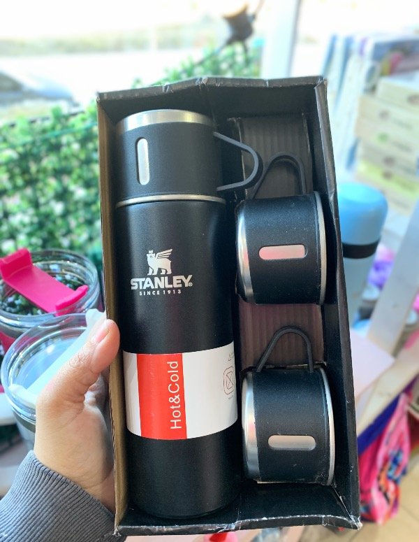 Producto - Termo + tazas