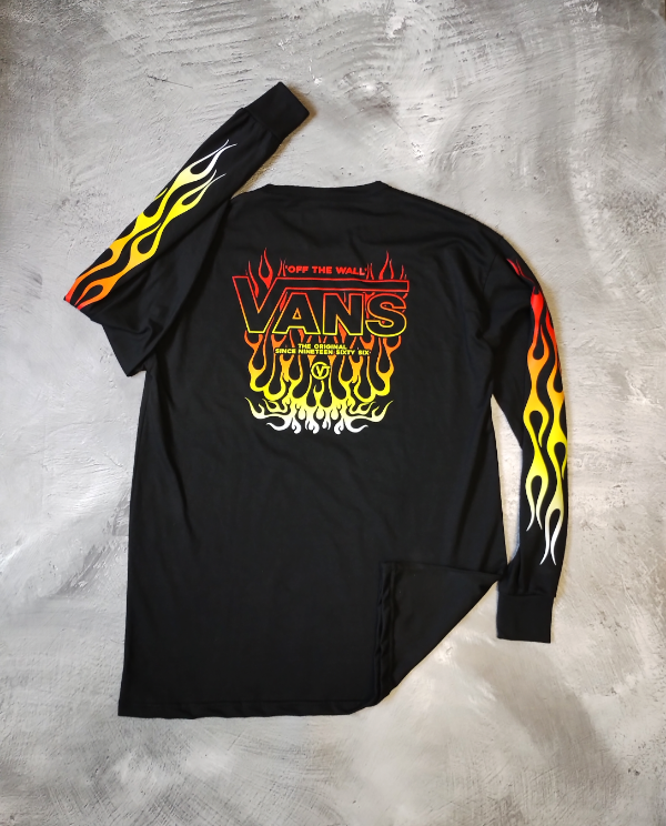 Producto - Remera Mangas Largas Vans - Fire Negra