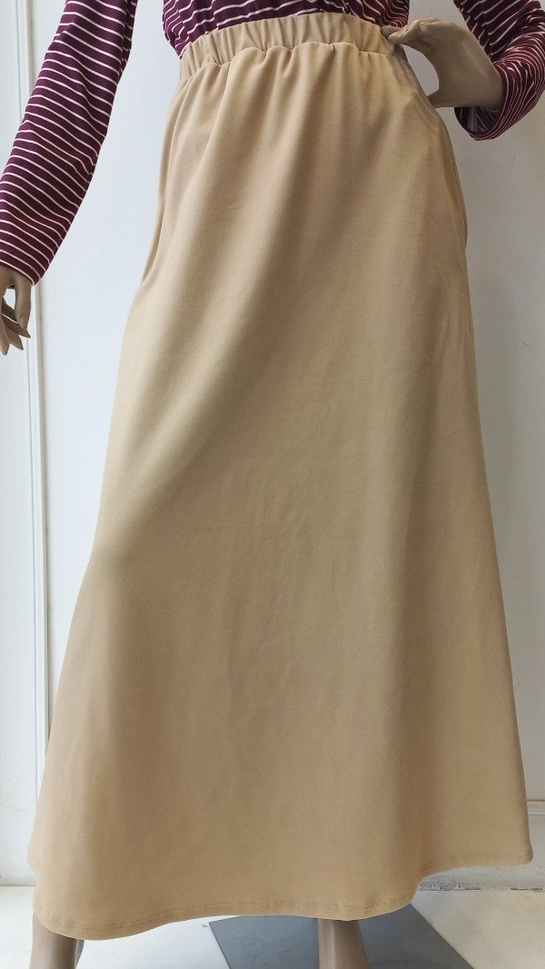 Producto - Pollera Larga Con Bolsillo Tini Liso (Art. 5737)