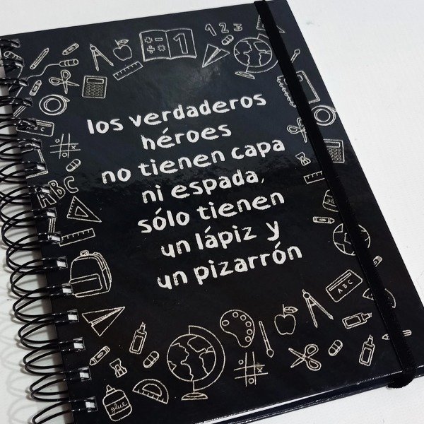 Producto - Agenda docente Nivel Primario-Heroes - 1