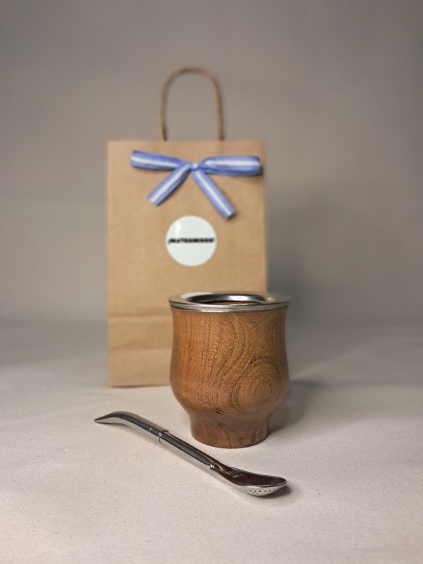 Producto - COMBO CAMIONERO DE ALGARROBO + BOMBILLA PICO LORO