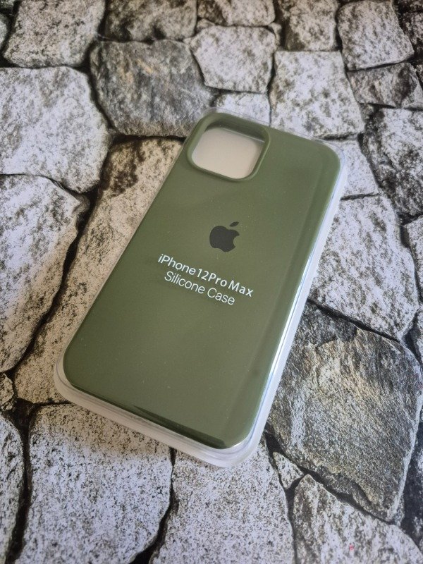 Producto - Funda silicone case logo Iphone 12 Pro Max verde militar