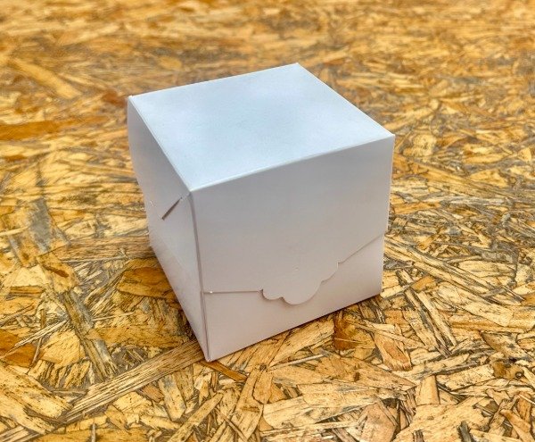 Producto - CAJA BLANCO -COD.244 8X8X8