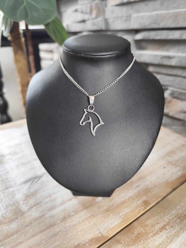 Producto - Collar caballo. Acero quirúrgico.