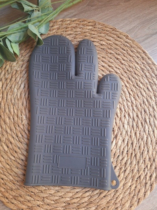 Producto - MANOPLA DE SILICONA GRIS 27X16,50CM