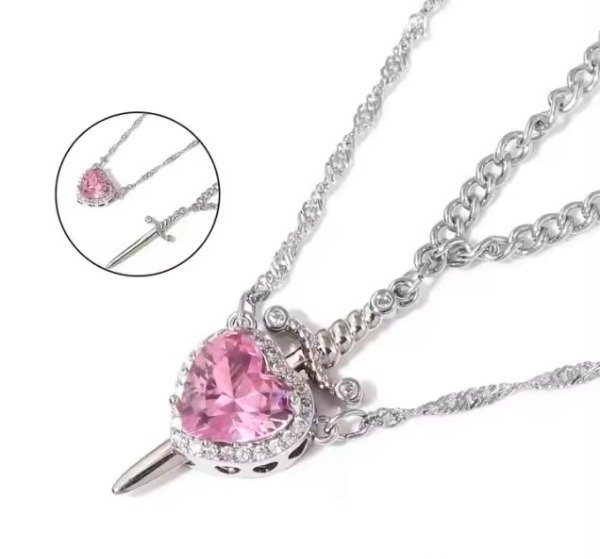 Producto - SET DIJES CORAZON Y ESPADA ROJO/ROSA - 2