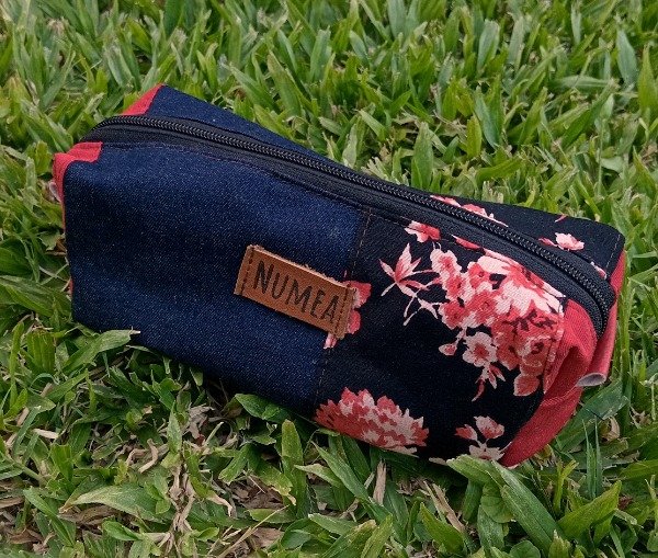 Producto - Cartuchera Flora