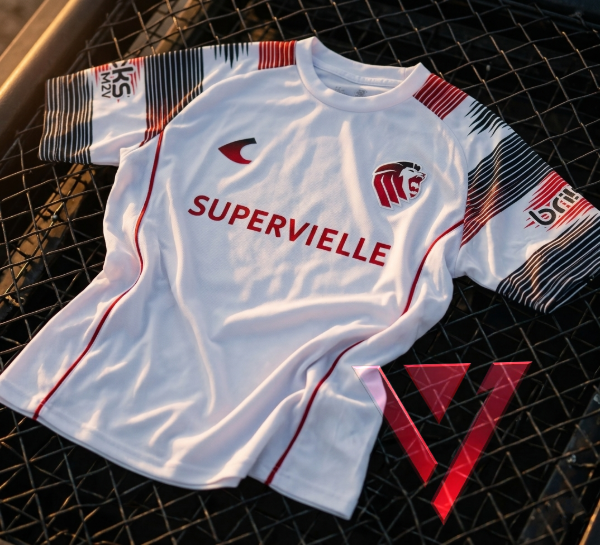 Producto - CAMISETA ESTUDIANTES SUPLENTE 2026 - 1