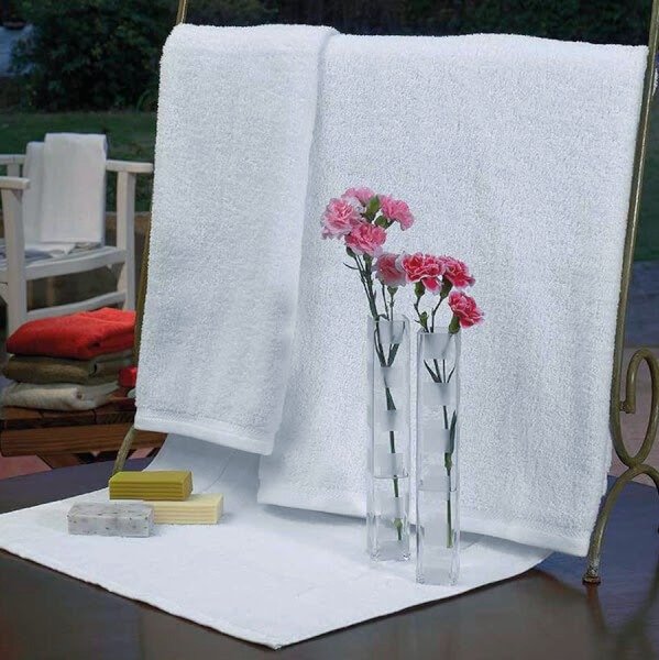 Producto - Toallón de baño Línea institucional Danubio Spa - 1