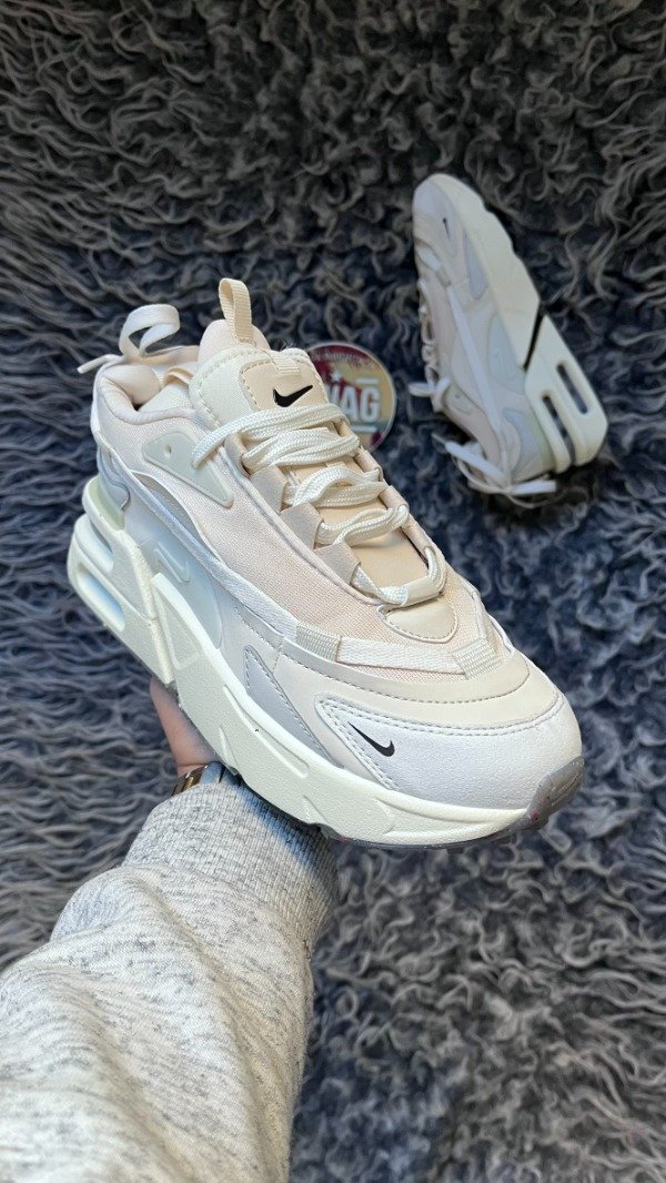 Producto - AIR MAX FURYOSA SANDRIFT - 1