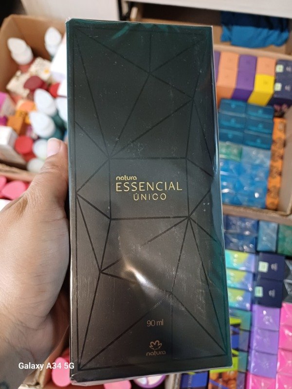 Producto - ESSENCIAL UNICO FEMENINO 90ML