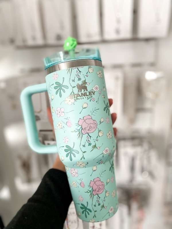 Producto - Vaso Quencher estampado verde agua térmico 1.2 litros. SIMIL STANLEY