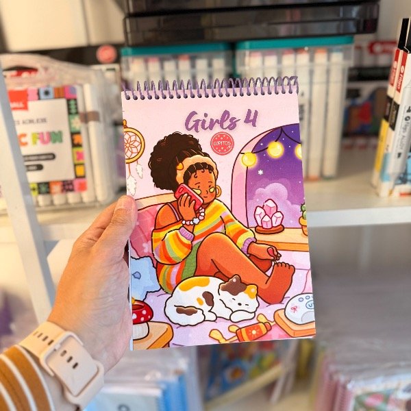 Producto - Libro para pintar Girls 4