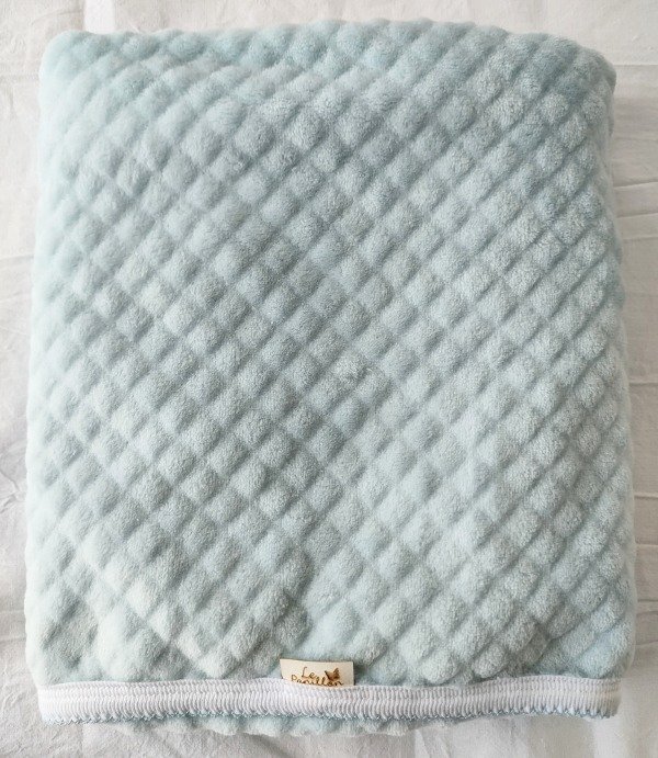 Producto - Polar labrado matelasse celeste