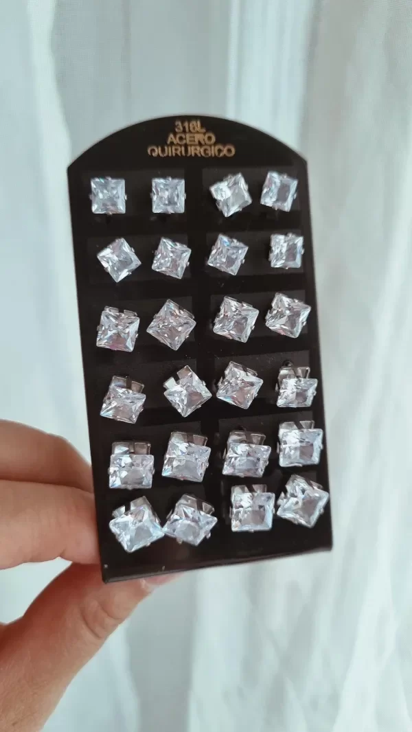 Producto - Cuadrados blancos engarzados 3 medidas