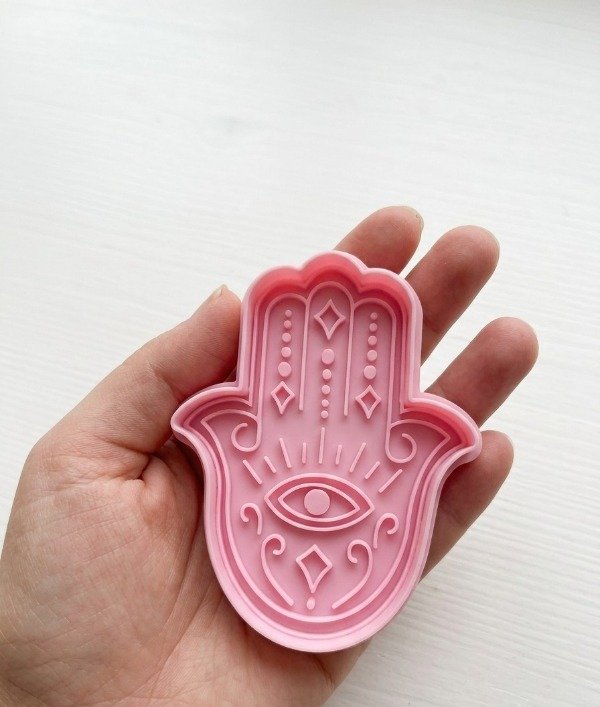 Producto - Cortante y Sello Hamsa Mano v4