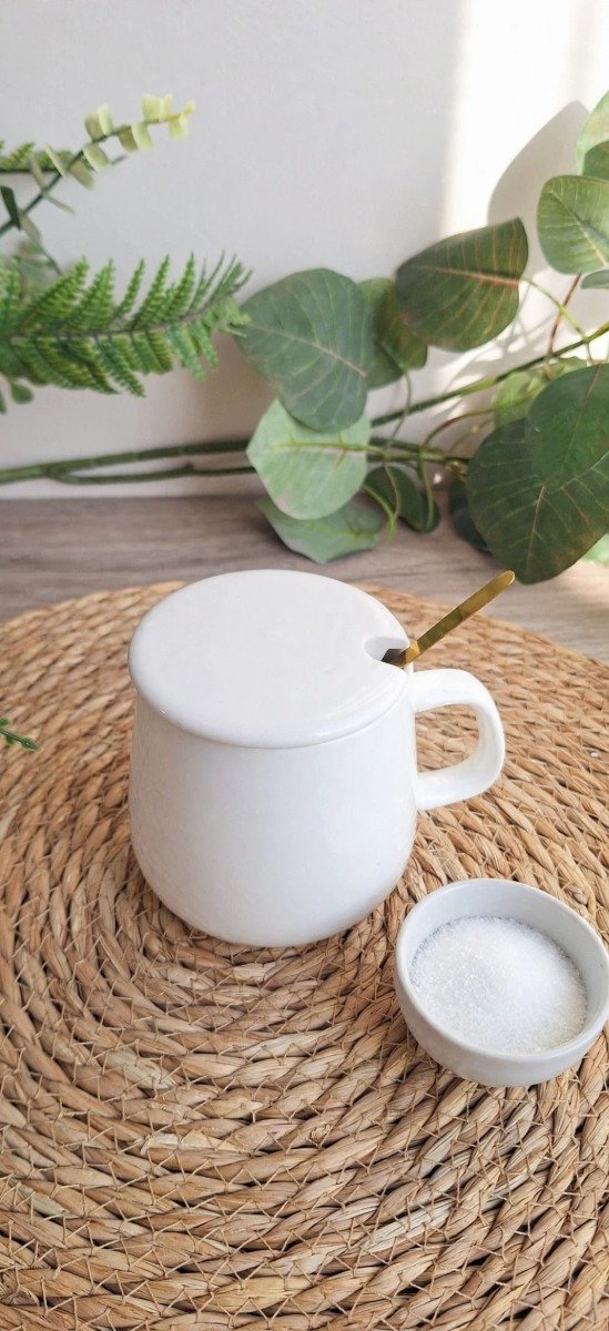 Producto - Taza  Amelia con tapa y cuchara - 1