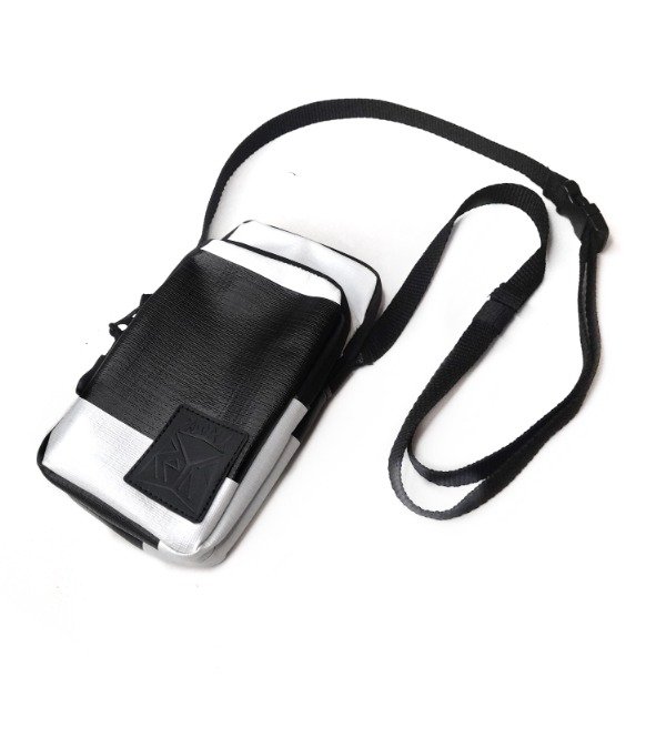 Producto - Microbolsito blanco y negro