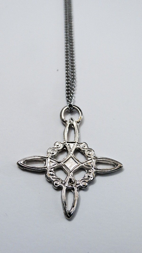 Producto - Collar Nudo de Bruja