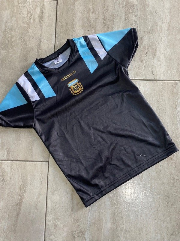 Remera Niño EQT negra afa