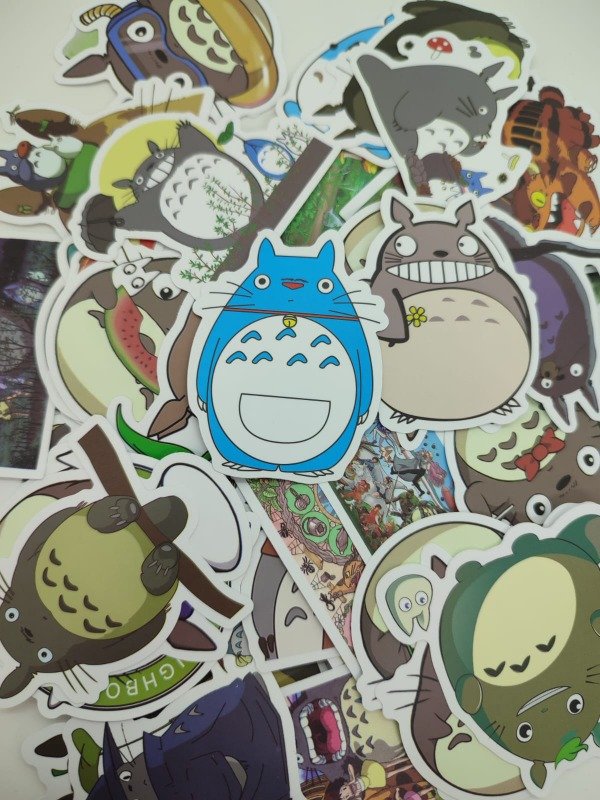 Producto - Stickers Totoro surtidos por 50 unidades