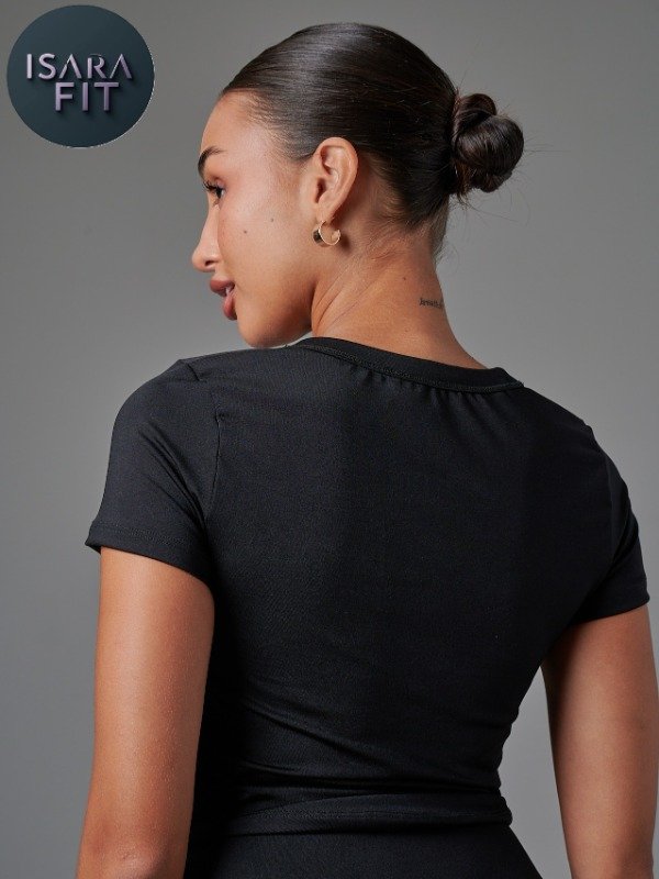 Producto - Remera Fit Negra - 1
