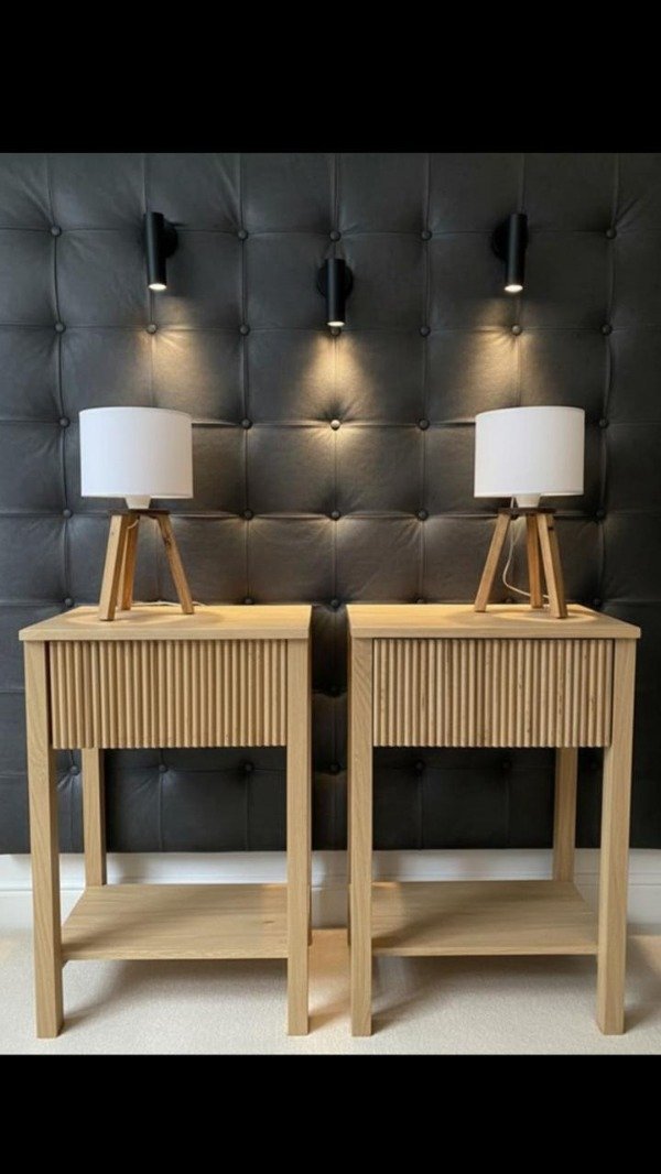 Producto - Mesa de luz Varillado
