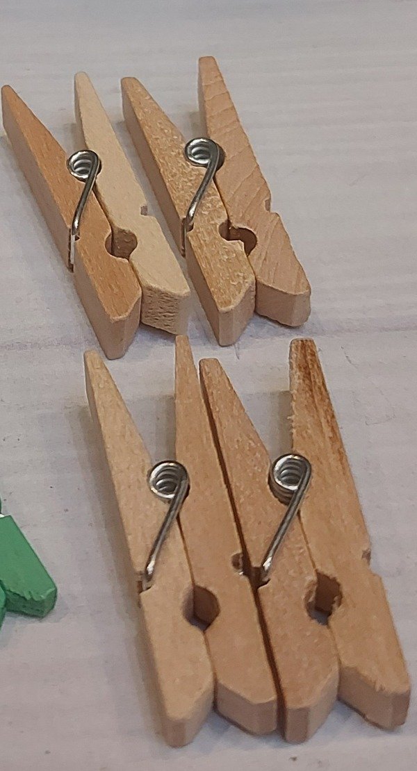 Producto - Brochecitos 3,5cm x4u
