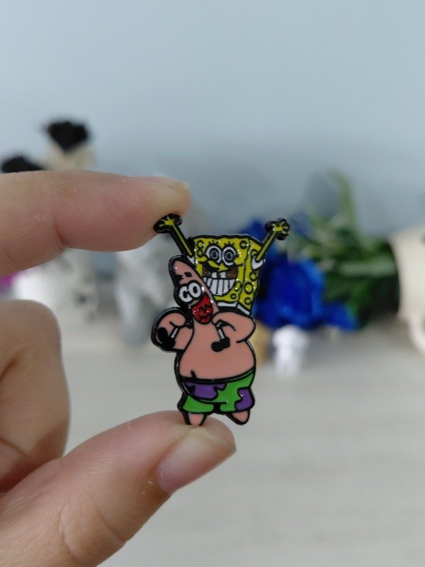 Producto - Pin metalizado - Bob Esponja y Patricio #1483