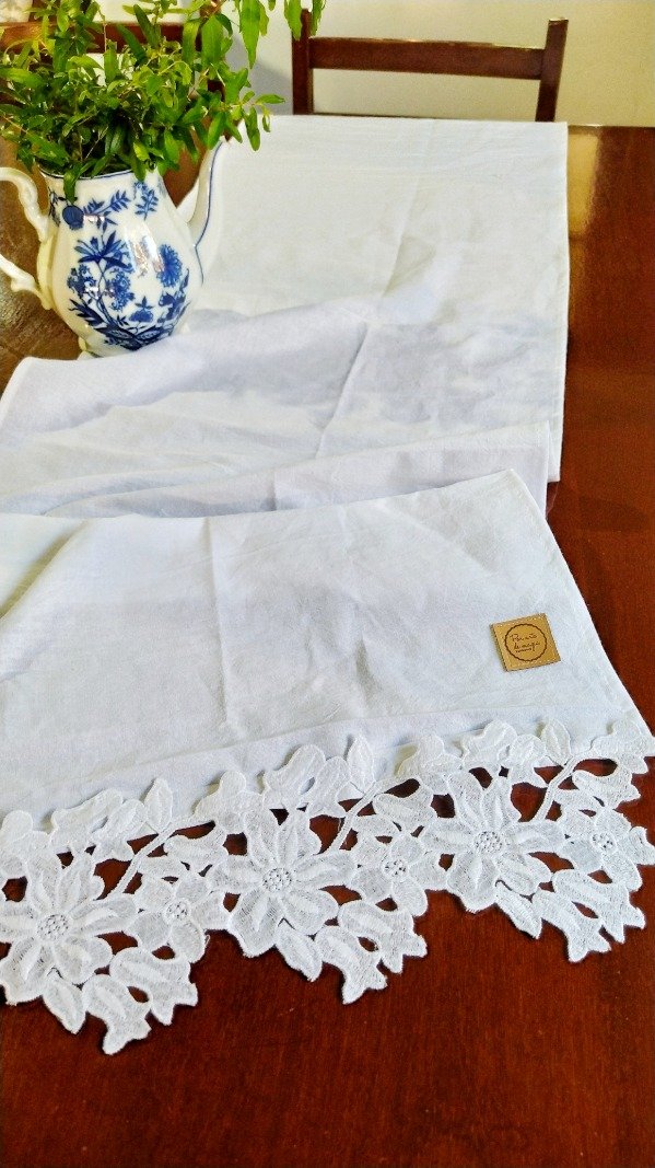 Producto - Camino de mesa Clara