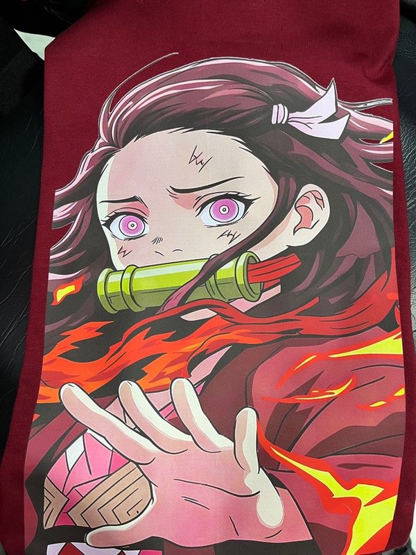 Producto - Remera Nezuko BORDÓ