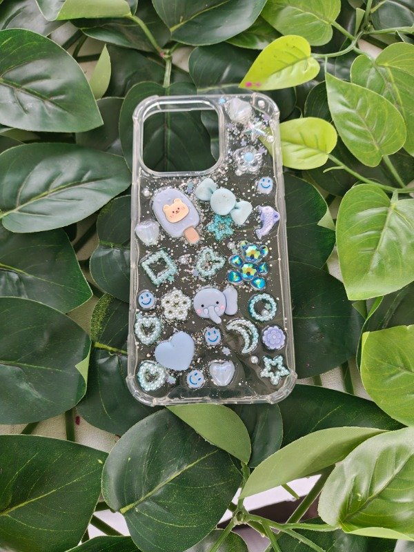 Producto - Fundas Charms/ iPhone 16 Pro