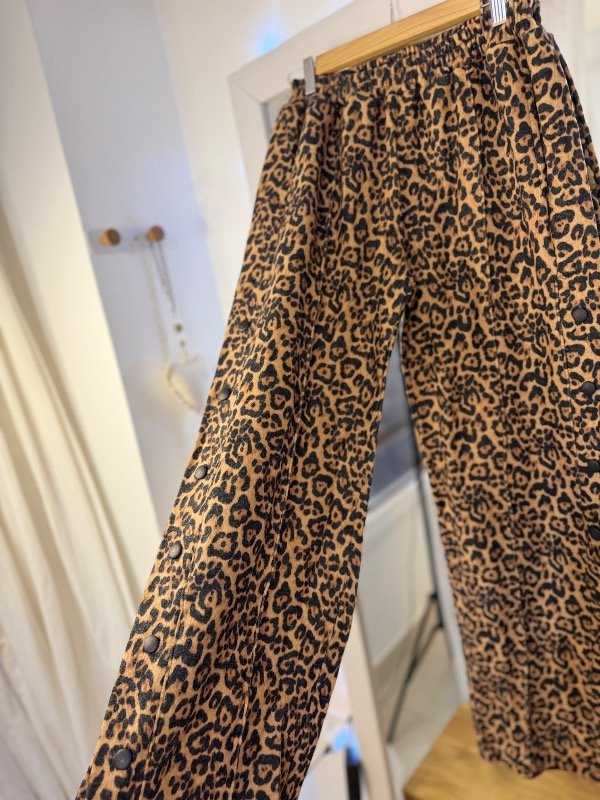 Producto - Pantalón print con botones - 2