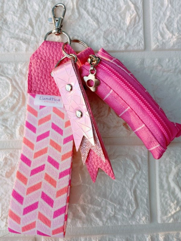 Producto - Llavero Bag Charm Rosa