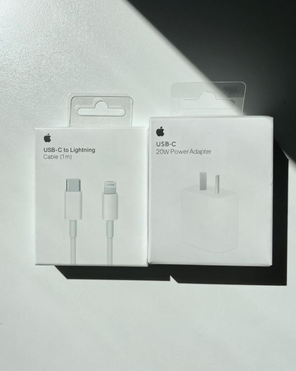 Producto - Cargador 20W tipo C + Cable Tipo C a Lightning