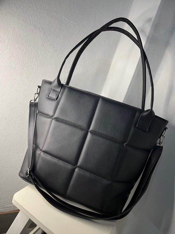 Producto - Cartera ecocuero negra