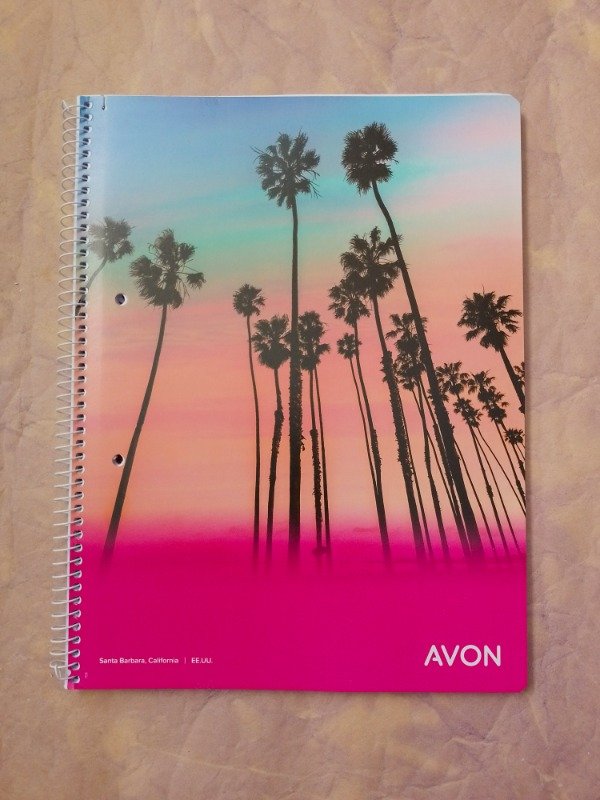 Producto - Cuadernillo cuadriculado A4 - California