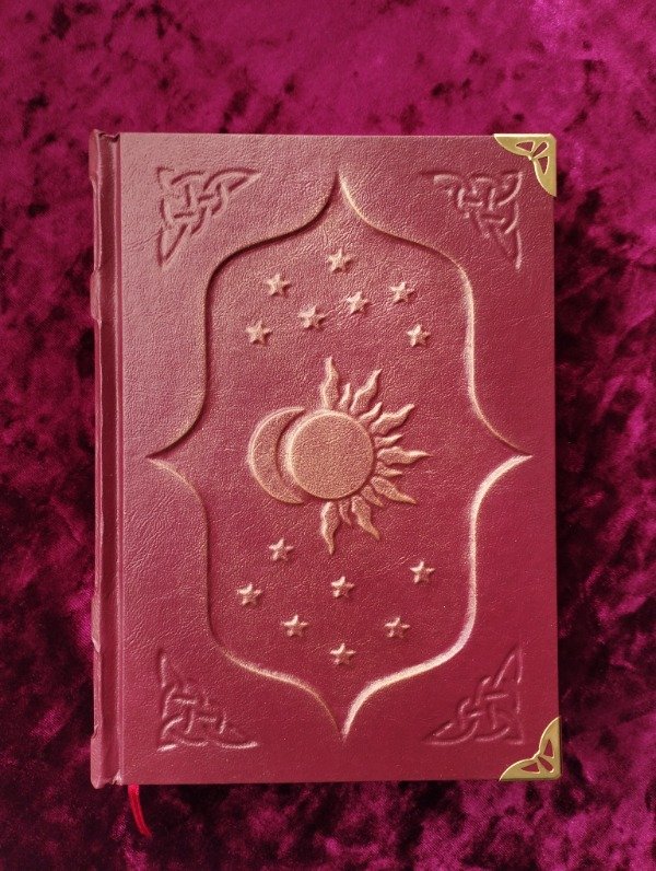 Producto - Grimorio con Sol y Luna