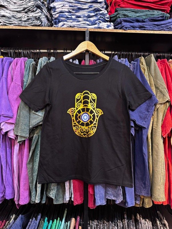 Remera con foil mano