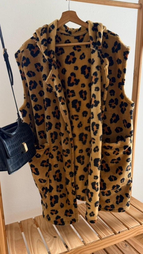 Producto - Sacon chaleco peluchito print