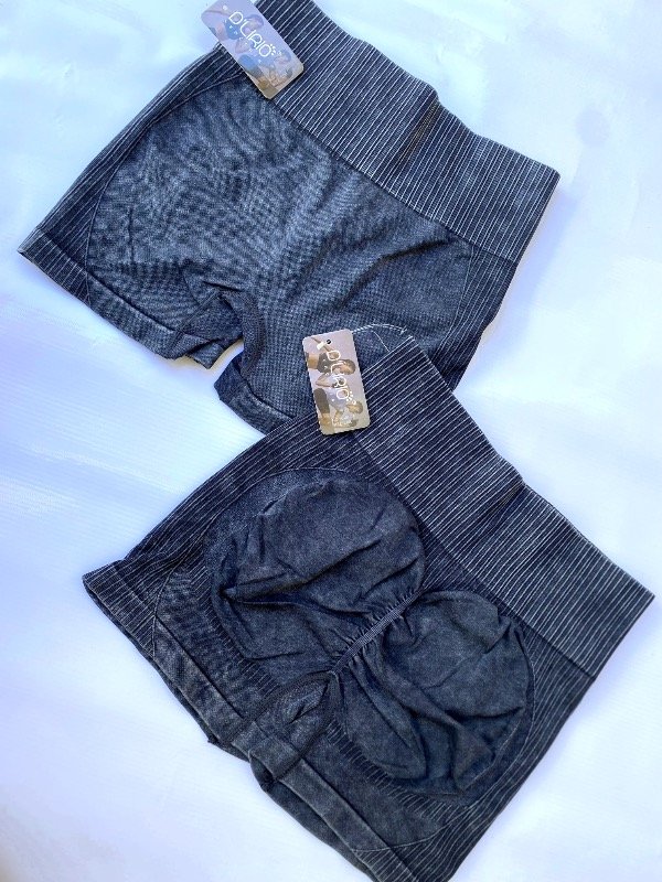 Producto - Calza corta delirio gris oscuro (con frunce)