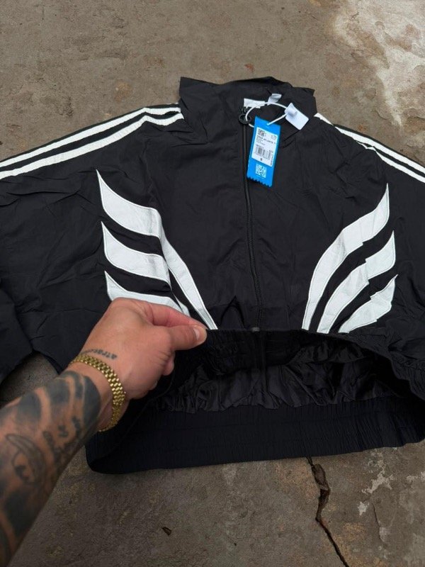 Producto - Rompeviento Adidas retro dama - 1