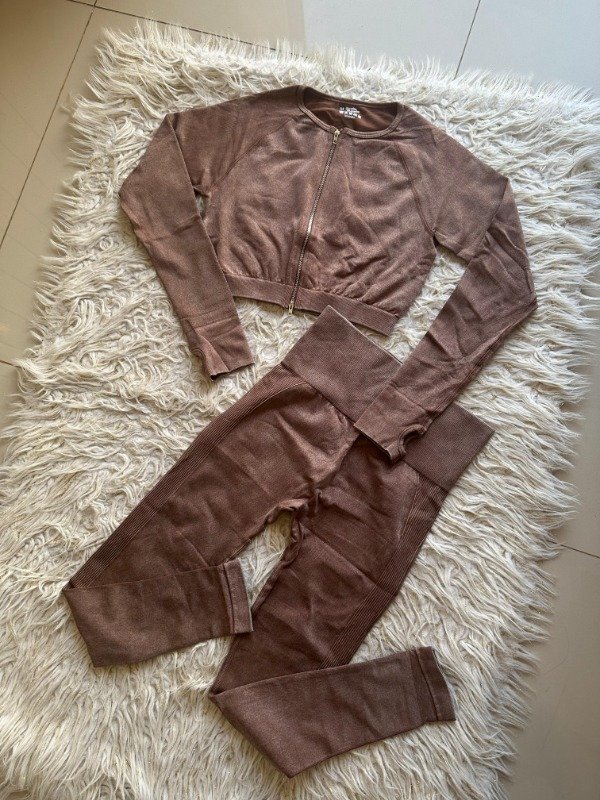 Producto - CONJUNTO SIENA(SIN FRUNCE)