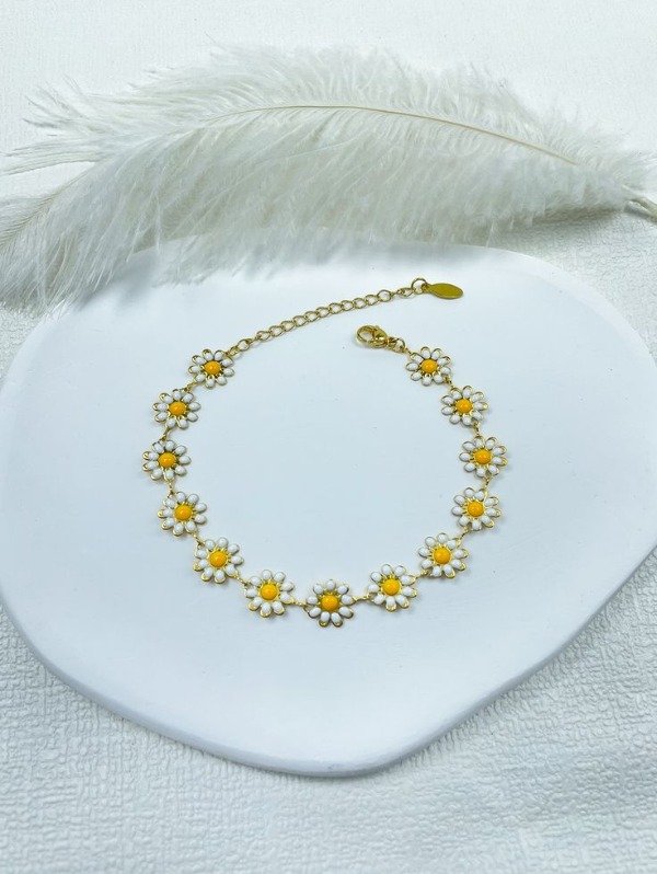 Producto - Pulsera margaritas blancas en acero dorado