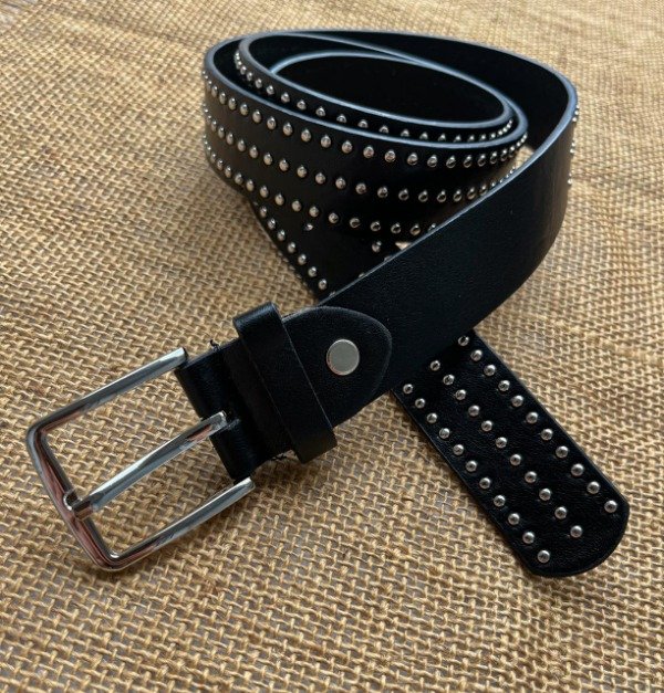 Producto - Cinturon ecocuero tachas