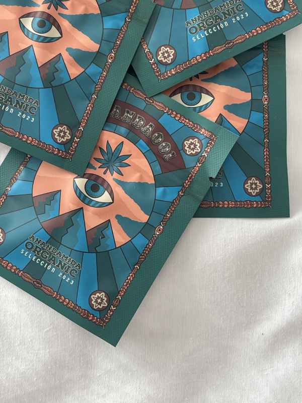 Producto - Semillas Ananda 001 Fotoperiodica del Banco Anandamida x 3unidades