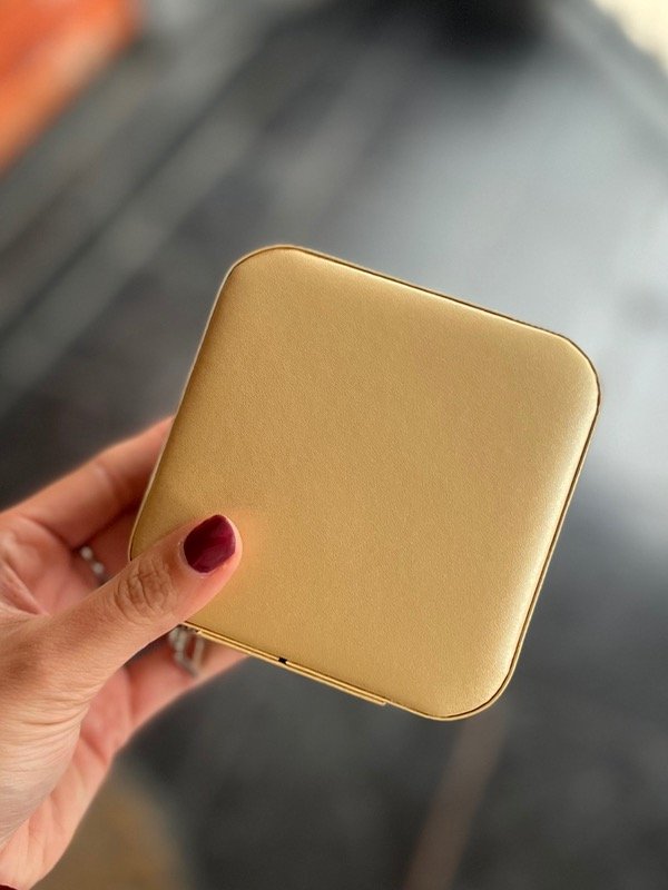 Producto - Alhajero dorado liso