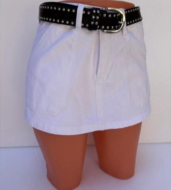 Producto - SHORT POLLERA WHITE