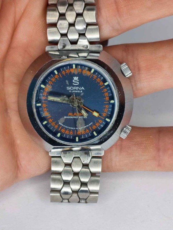 Producto - Vintage Sorna. Colección, a cuerda y con alarma.