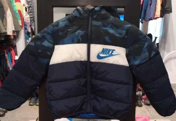 Producto - Campera - Junior - NIKE - Usado - Talle 4T - P-1000